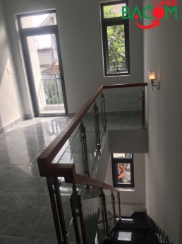 Nhà 1 trệt 1 lầu Bửu Hòa, gần chợ Đồn, SHR thổ cư, đường xe hơi