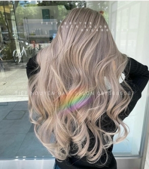 Tóc xoăn ngắn hippie phong cách cá tính, học nghề tóc - Tiệp Nguyễn Academy