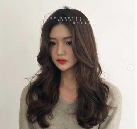 9 kiểu xoăn sóng lơi cho nữ mặt vuông. - Tiệp Nguyễn Academy
