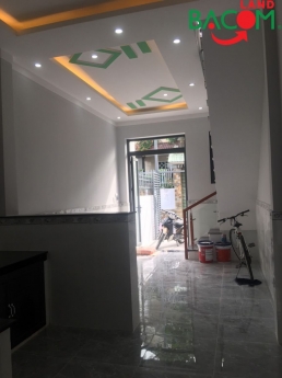 Nhà 1 trệt 1 lầu Bửu Hòa, gần chợ Đồn, SHR thổ cư, đường xe hơi