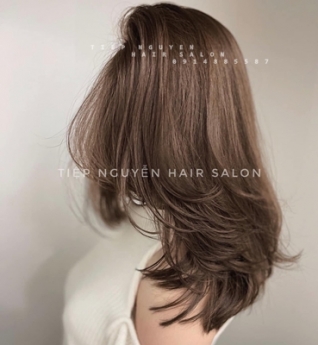 Tóc xoăn ngắn hippie, 5 style cho phái nữ - Tiệp Nguyễn Academy