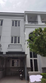 bán nhà biệt thự quận tân bình. 112m2 nhà 4 tầng mới. có hầm để xe. giá 27.5 tỷ shr. công chứng