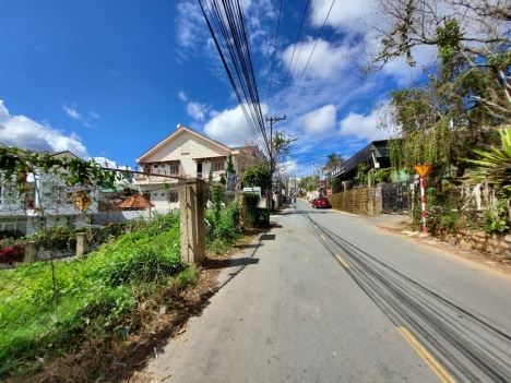 Cần bán gấp Đất mặt tiền kinh doanh đường Vạn Hạnh, Đà Lạt 486m2 giá 27 tỷ