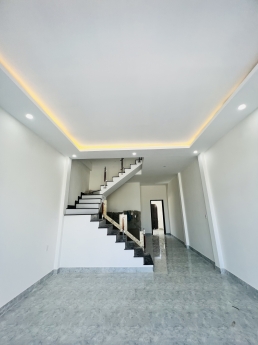 Bán nhà 3 tầng Hương Sơ View Công Viên