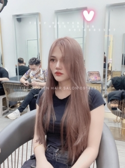 Tóc uốn xoăn ngắn nhẹ nhàng, dịch vụ làm tóc giá rẻ - Tiệp Nguyễn Academy