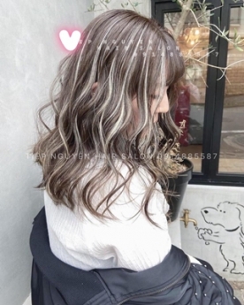 Tóc xoăn ngắn hippie, làm tóc giá rẻ uy tín - Tiệp Nguyễn Academy