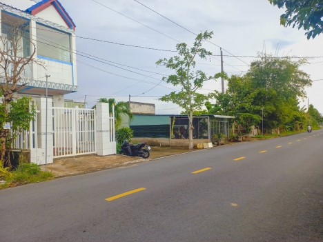 Bán nhà trệt lầu mặt tiền đường Trương Vĩnh Nguyên - Gần Đại học Tây Đô