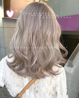 Dịch vụ uốn xoăn hippie ngắn giá rẻ cho nàng - Tiệp Nguyễn academy