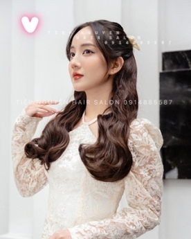 Hà Nội uốn xoăn ngắn hippie tặng hấp phục hồi - Tiệp Nguyễn Academy