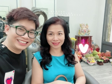 Tóc uốn xoăn ngắn hippie cho nữ, dich jvuj làm tóc giá rẻ - Tiệp Nguyễn Academy