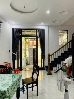 Bán nhà 2 tầng Kiệt Ô tô Trần Phú gần Đào Tấn