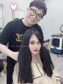 Tóc xoăn ngắn hippie mái chéo - Tiệp Nguyễn Academy