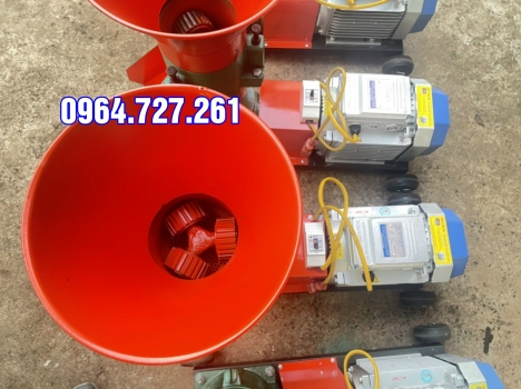 Máy ép cám viên 3 quả lô VME3L dùng điện 1 pha năng suất lớn