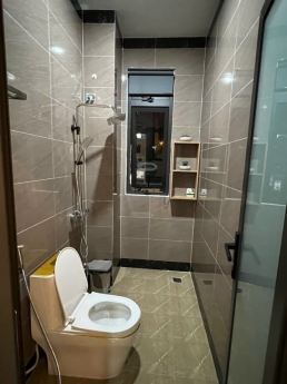 Bán khách sạn mới xây ( đã hoàn công ) - đường Phạm Hồng Thái - Phường 10 - TP Đà Lạt