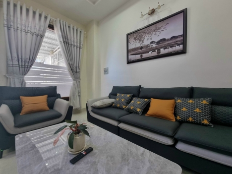 Cần bán căn nhà mặt tiền đường Cổ Loa, Phường 2, TP. Đà Lạt, giá 10,7 tỷ