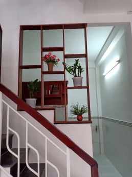 đẹp lung linh, MẶT TIỀN HẺM XE TẢI,  CHÁNH HƯNG P4Q8, 4 TẦNG nhỉnh 4TỶ.