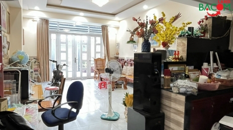 Chỉ 10,8 tỷ th. lượng.Bán nhà lầu đẹp, mặt tiền kinh doanh siêu rộng 11m, dtxd 400m2, đường nhựa xe