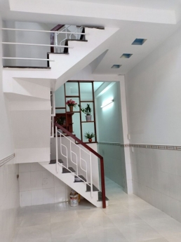 đẹp lung linh, MẶT TIỀN HẺM XE TẢI,  CHÁNH HƯNG P4Q8, 4 TẦNG nhỉnh 4TỶ.