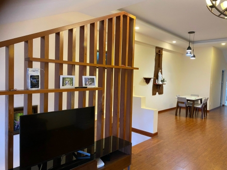 Cần bán gấp nhà view đẹp đường Nguyễn Hữu Cảnh, Đà Lạt 192m2 giá 11 tỷ