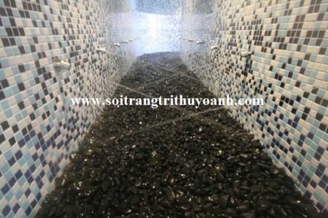 Sỏi đen bóng trang trí lối đi sân vườn