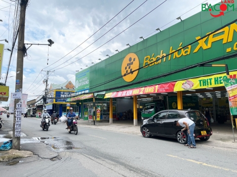 Chỉ 10,8 tỷ th. lượng.Bán nhà lầu đẹp, mặt tiền kinh doanh siêu rộng 11m, dtxd 400m2, đường nhựa xe