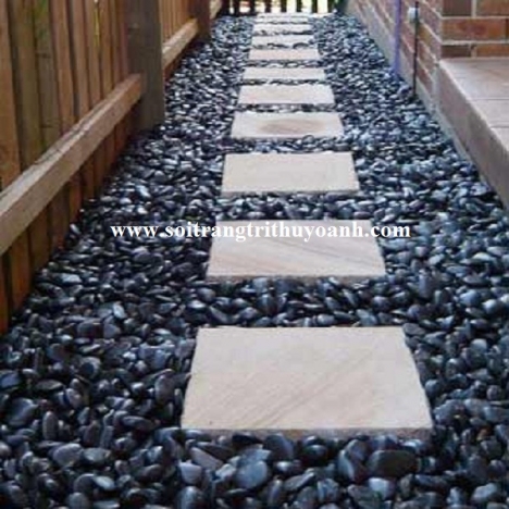 Sỏi đen bóng trang trí lối đi sân vườn