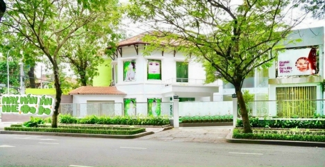 Cho thuê Villa sân vườn, mặt tiền Trương Định, Q.3