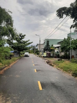 Bán gấp mt Trà Khê 6 Khu FPT giá rẻ