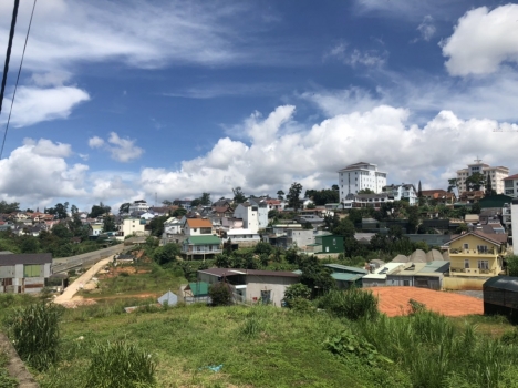 Cần bán lô đất xây dựng ngay trên đường Hùng Vương, Phường 9, TP. Đà Lạt, giá 16 tỷ