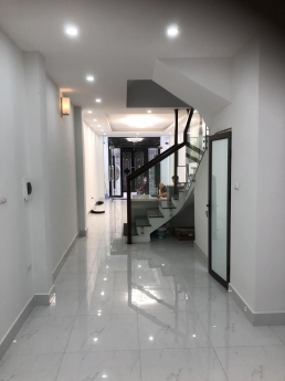 BÁN NHÀ ĐƯỜNG GIẢI PHÓNG, 6T-5MT, Quận Hoàng Mai, .