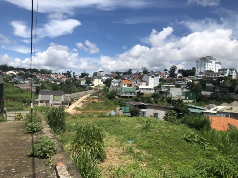 Cần bán lô đất xây dựng ngay trên đường Hùng Vương, Phường 9, TP. Đà Lạt, giá 16 tỷ