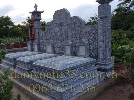 05 Mộ đá công giáo –  bằng đá tự nhiên đẹp Đồng Nai