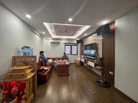 Bán Nhà Phố Tân Mai, 70M, 6T, Thang Máy, Ô Tô. KD