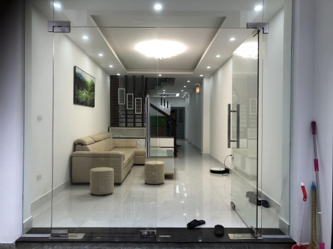 BÁN NHÀ ĐƯỜNG GIẢI PHÓNG, 6T-5MT, Quận Hoàng Mai, .