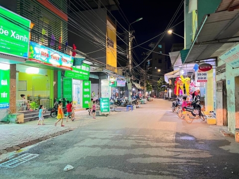 Siêu nhà KINH DOANH Trạm Trôi Hoài Đức 64mx4T Gara Ôtô VỈA HÈ 5,6 tỷ.