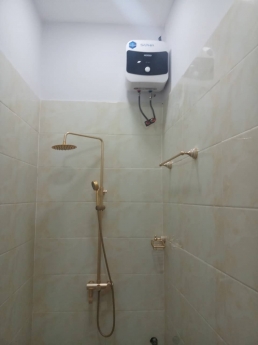 Nhà 75m2 - Lê Duẫn -Giá cực rẻ - Trung tâm mua sắm sầm uất