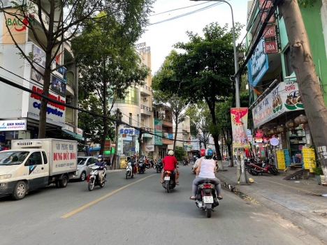 Nhà 1 trệt 1 lầu mặt tiền kinh doanh SHR thổ cư Phan Đình Phùng chỉ 8ty290