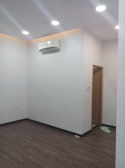Nhà 75m2 - Lê Duẩn -Giá cực rẻ - Trung tâm mua sắm sầm uất