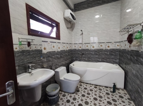 Bán mặt tiền 2 Tầng Hoàng Văn Thái dtđ 260m2 đang kinh doanh tốt