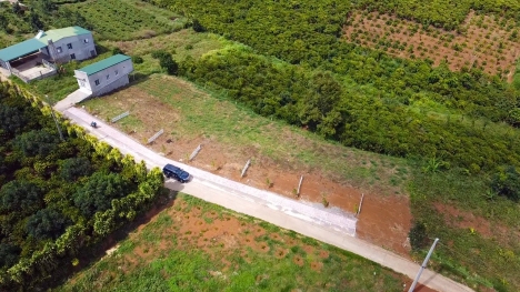 Chính chủ bán đất làm nhà , thổ cư đường 6m thông .