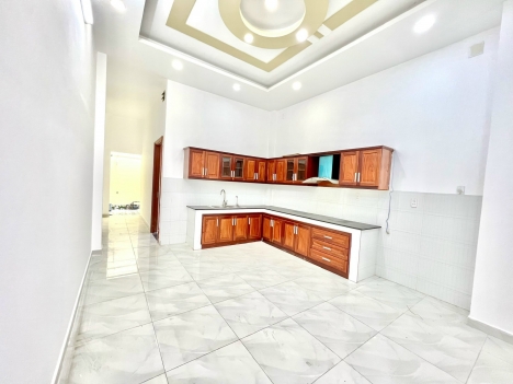 CHO THUÊ - NHÀ 2 LẦU, ST MẶT TIỀN ĐƯỜNG SỐ CHỢ TÂN MỸ, Q7