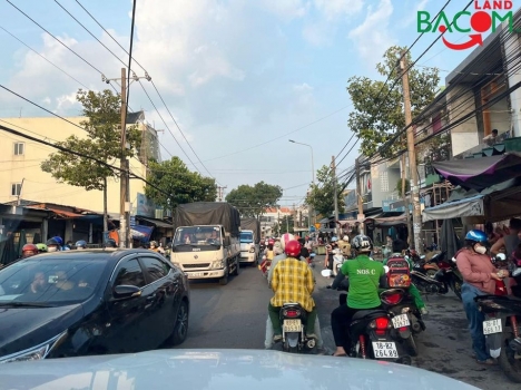 BÁN LÔ GÓC 2 MẶT TIỀN KINH DOANH , ĐƯỜNG 2 Ô TÔ, 99M2, KDC MỚI, TÂN PHONG BIÊN HOÀ, CHỈ 2,35 TỶ