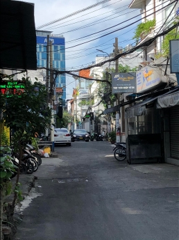 DUY NHẤT 1 CĂN QUẬN 10 - HXH CMT8- GẦN ACB- CHỈ 4.4 TỶ.