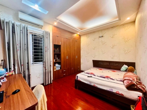 Bán Nhà Siêu Rẻ Lô góc Hà Đông. 51m2. Giá chỉ hơn 4 tỷ.
