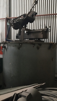 Thanh lý máy đúc nhôm - giá sắt vụn