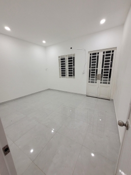 NHÀ ĐẸP 2 TẦNG PHƯỜNG 5 QUẬN TÂN BÌNH VÀO Ở NGAY-SỔ NỞ HẬU-CHỈ 3.5 TỶ