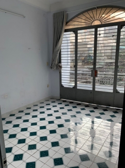 NHÀ BÁN Ở QUẬN TÂN BÌNH CÓ CHIỀU NGANG KHỦNG - HXH - CHỈ 5.7 TỶ