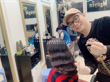 Học nghề tóc, uốn xoăn hippie cho nàng mặt tròn tiệp nguyễn