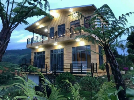 Cần bán căn nhà gỗ sân vườn ở Nam Ban Lâm Hà, Lâm Đồng, giá 8,6 tỷ