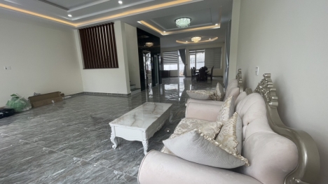 Cần bán gấp Biệt Thự đẹp mới xây đường Trịnh Hoài Đức giá 14.7 tỷ